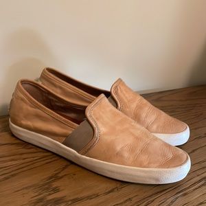 Frye women’s size 7.5 medium shoe